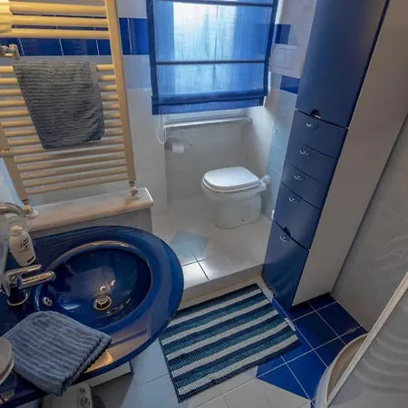Apartament Iushi Sea *